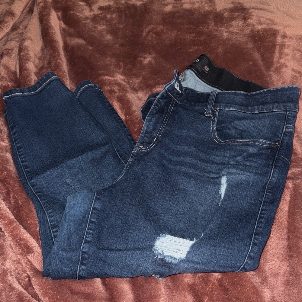 Torrid Dark Blue Distressed capri jeans 20